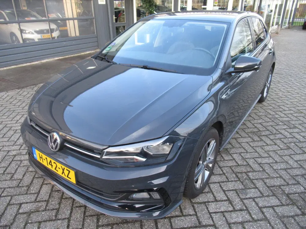 Volkswagen Polo 1.0 TSI Highline Business R uit 2020, foto 2