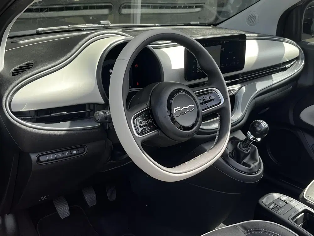 Fiat 500C 1.0 Hybrid La Prima uit 2026, foto 10