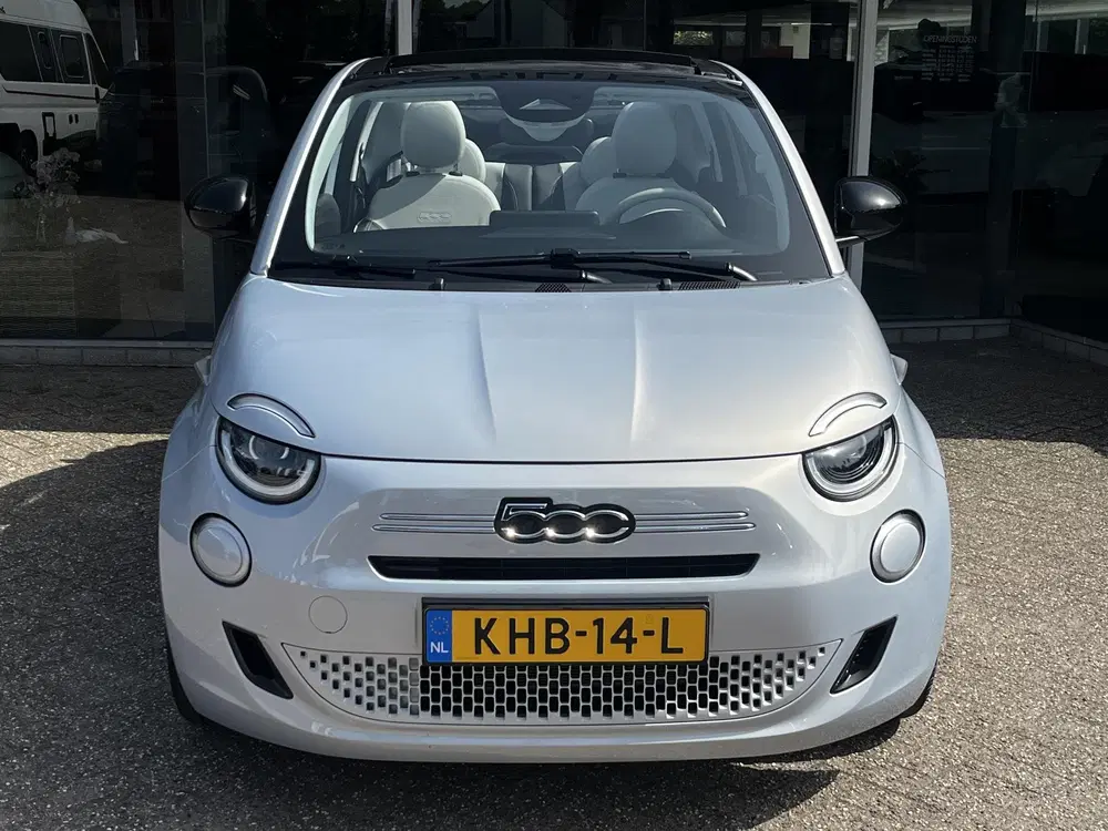 Fiat 500C 1.0 Hybrid La Prima uit 2026, foto 3