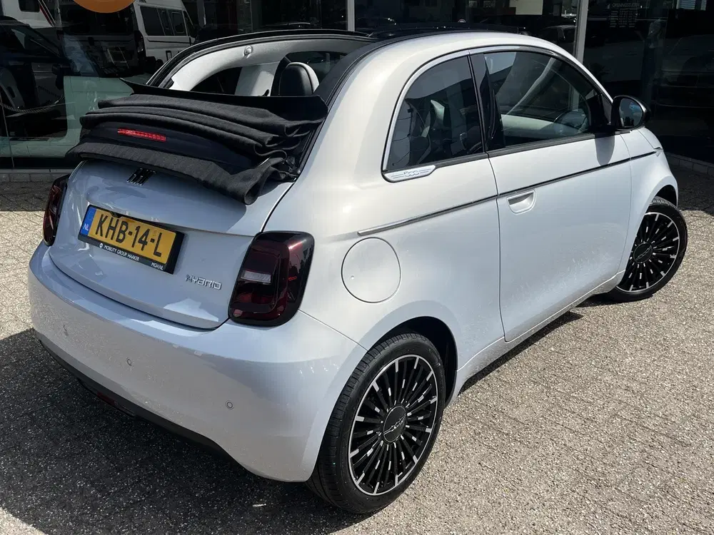 Fiat 500C 1.0 Hybrid La Prima uit 2026, foto 7