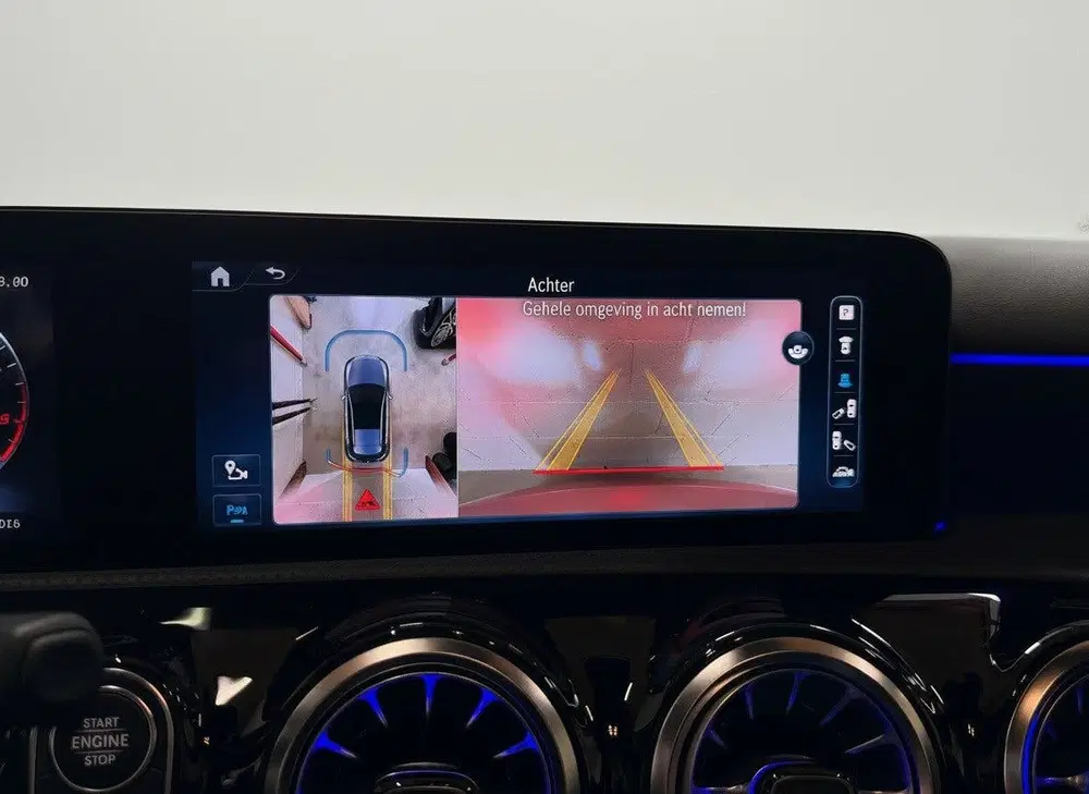 Mercedes-Benz A-Klasse 250 e AMG Line Rose Gold uit 2023, foto 13