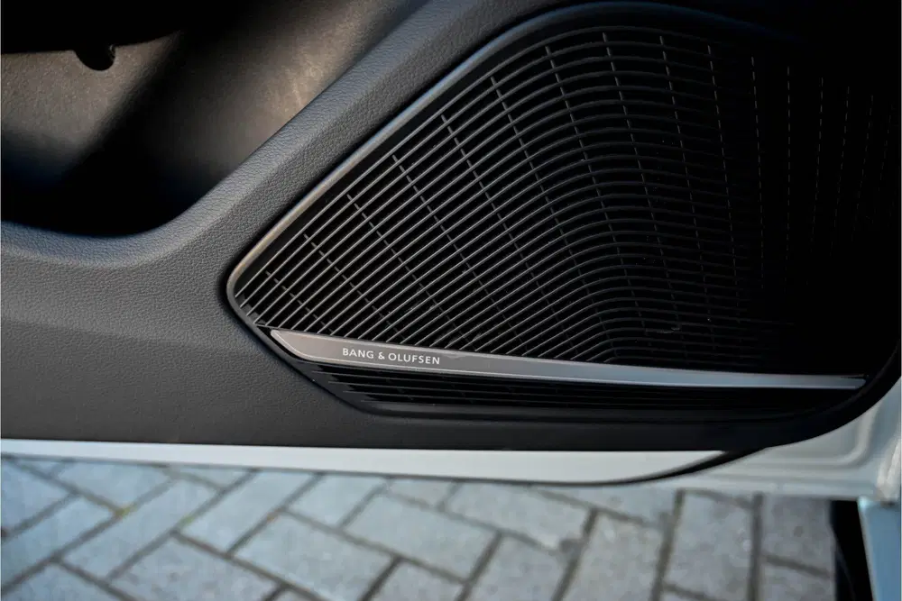 Audi A4 40 TFSI S Line RS stoelen uit 2024, foto 11