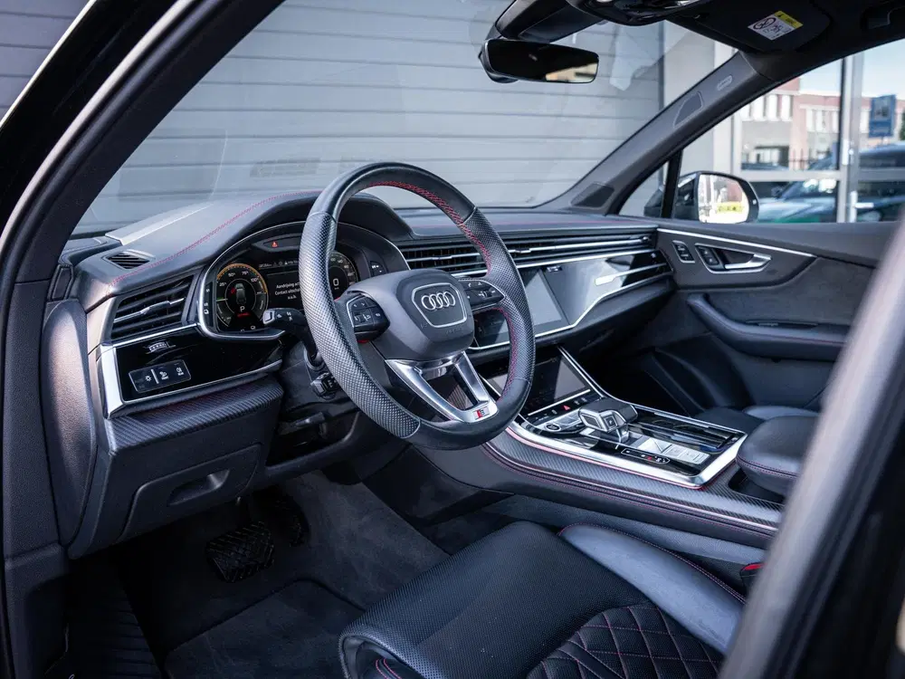 Audi Q7 60 TFSI e quattro Pro Line S Competition uit 2024, foto 2