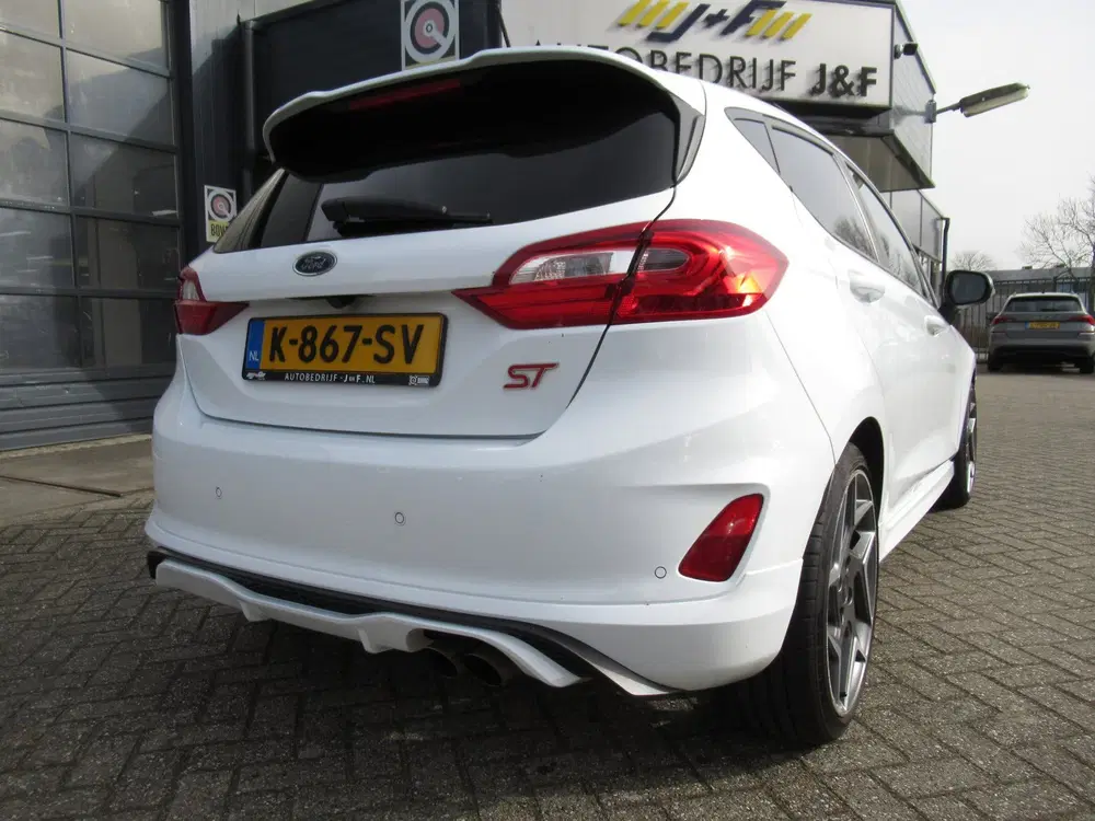 Ford Fiesta 1.5 EcoBoost ST-3 uit 2021, foto 11