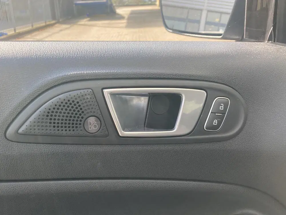 Ford EcoSport 1.0 EcoBoost 125 pk ST-Line B&O Audio uit 2019, foto 2