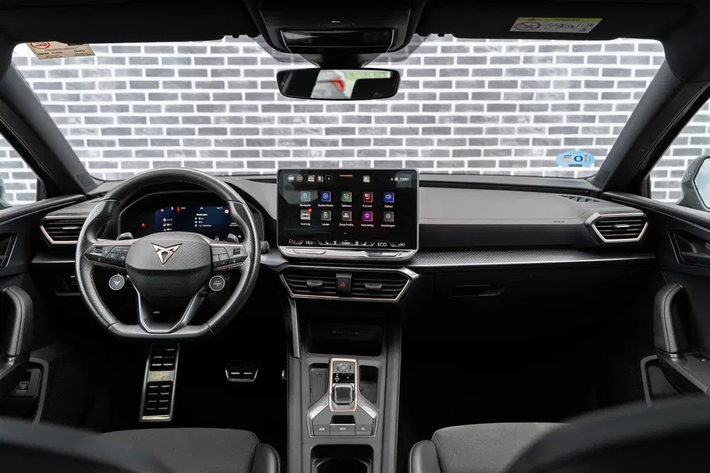 Cupra Leon 1.5 TSI e-Hybrid Business uit 2025, foto 2