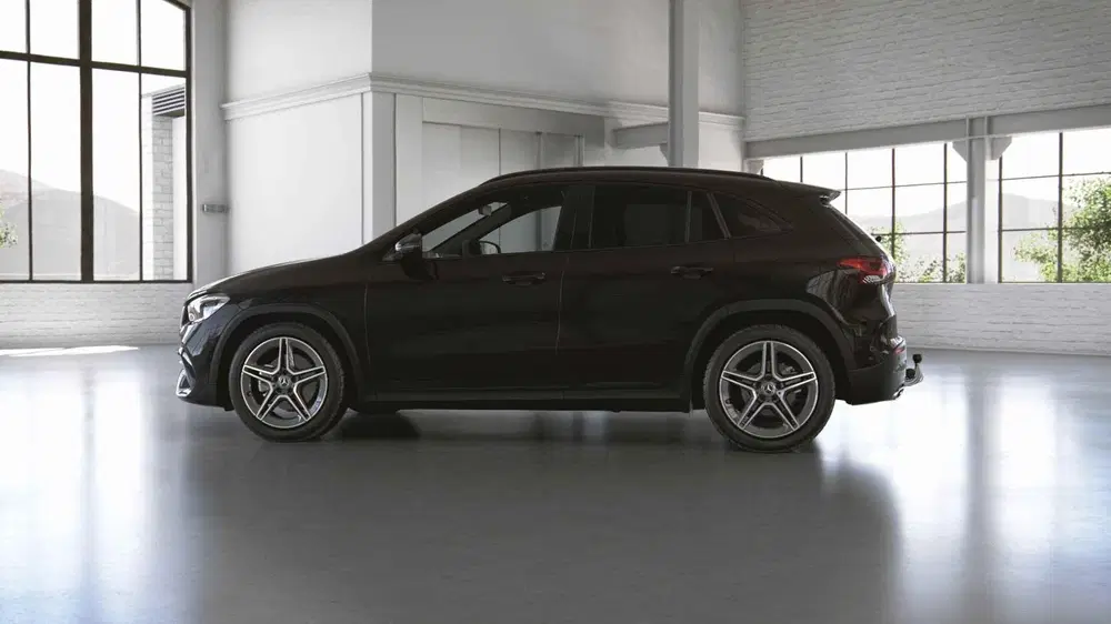 Mercedes-Benz GLA 200 AMG Line uit 2022, foto 12
