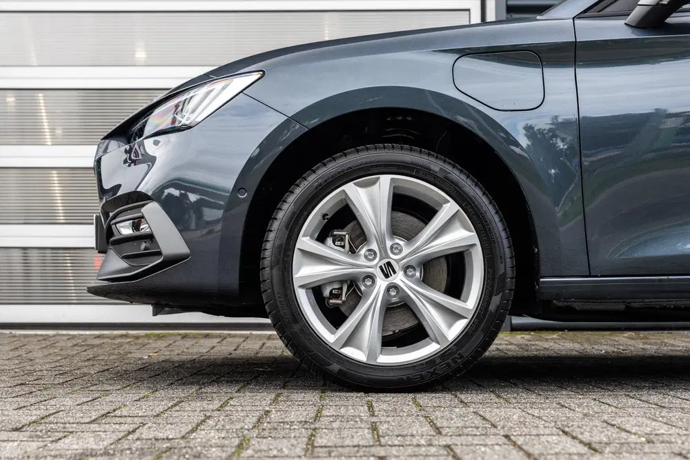 SEAT Leon 1.5 TSI 204pk DSG e-Hybrid FR Busines uit 2026, foto 13