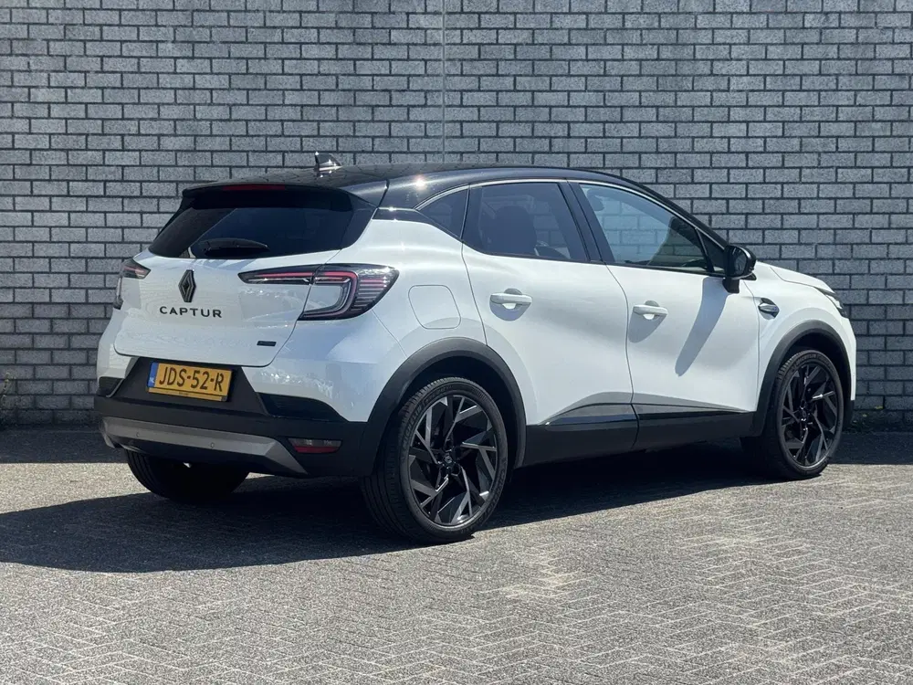 Renault Captur 1.8 E-Tech full hybrid 160 Esprit Alpine uit 2025, foto 2