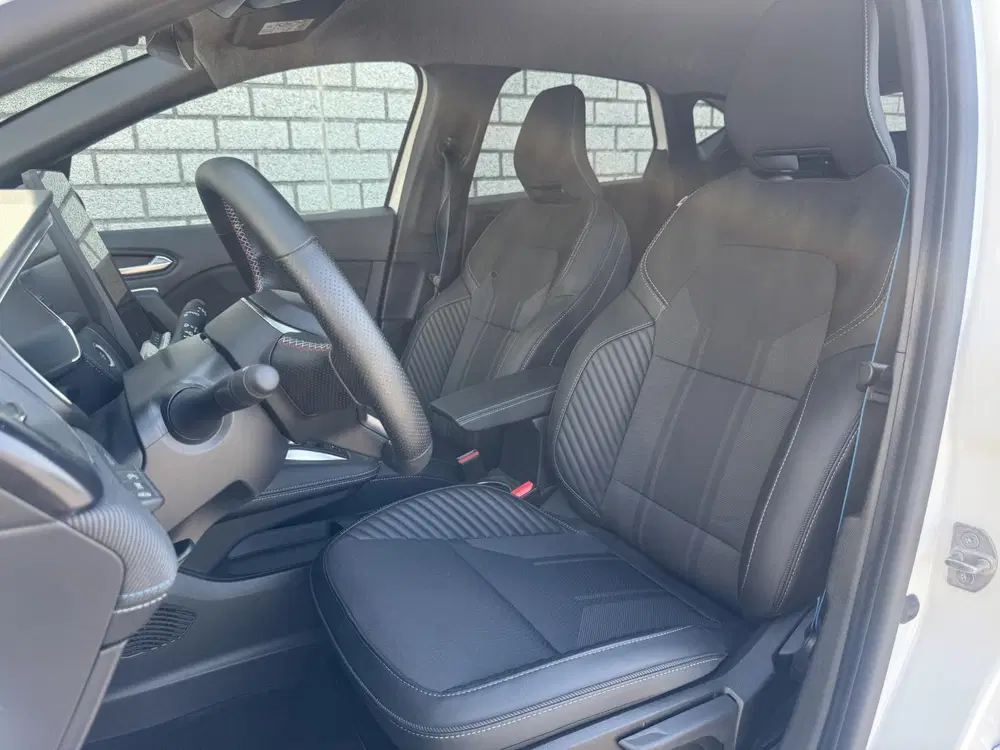 Renault Captur 1.8 E-Tech full hybrid 160 Esprit Alpine uit 2025, foto 7