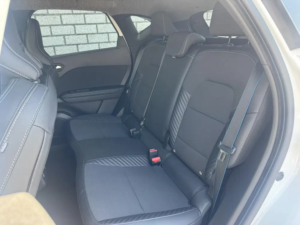 Renault Captur 1.8 E-Tech full hybrid 160 Esprit Alpine uit 2025, foto 8