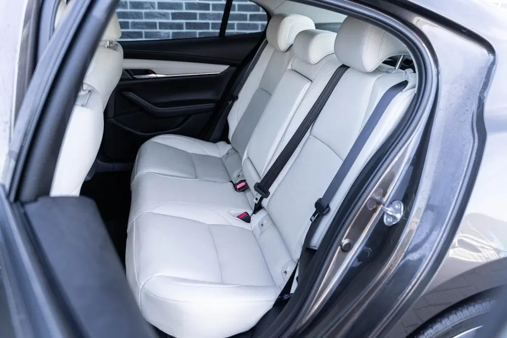 Mazda 3 2.0 e-SkyActiv-X M Hybrid 180 Luxury uit 2020, foto 11