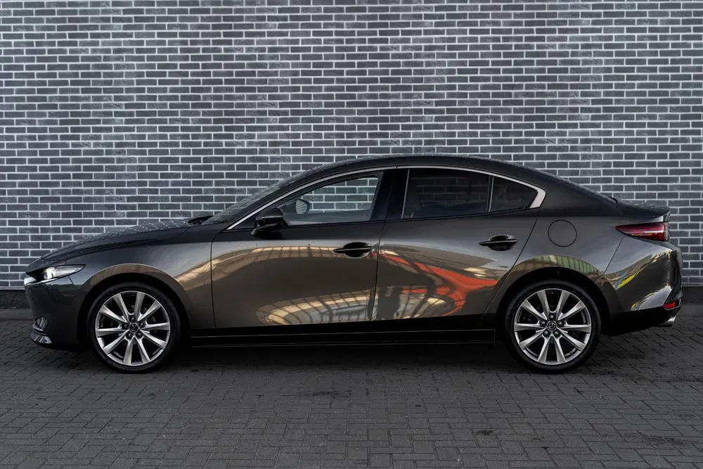 Mazda 3 2.0 e-SkyActiv-X M Hybrid 180 Luxury uit 2020, foto 3