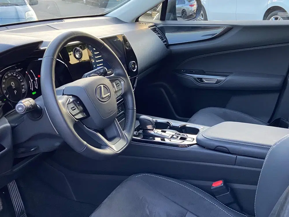 Lexus NX 350H LUXURY LINE uit 2024, foto 8