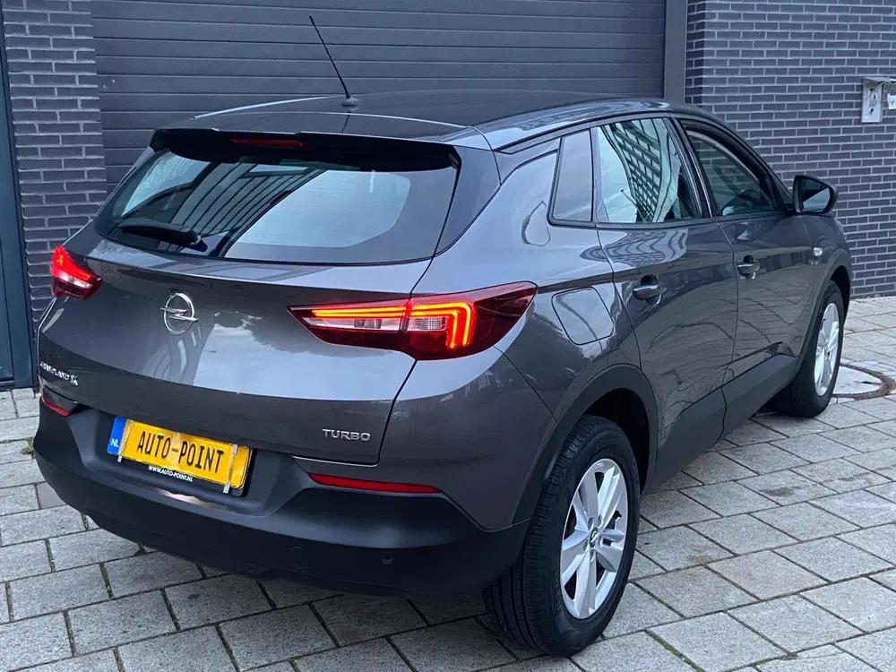 Opel Grandland 1.2 Turbo NAVI uit 2019, foto 4