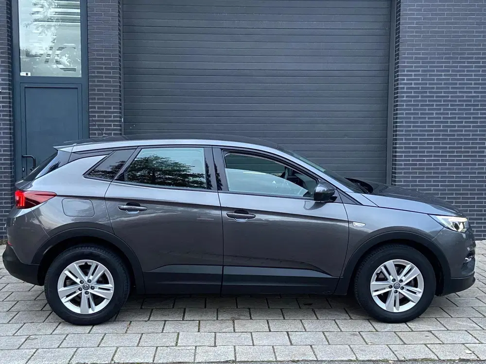 Opel Grandland 1.2 Turbo NAVI uit 2019, foto 5