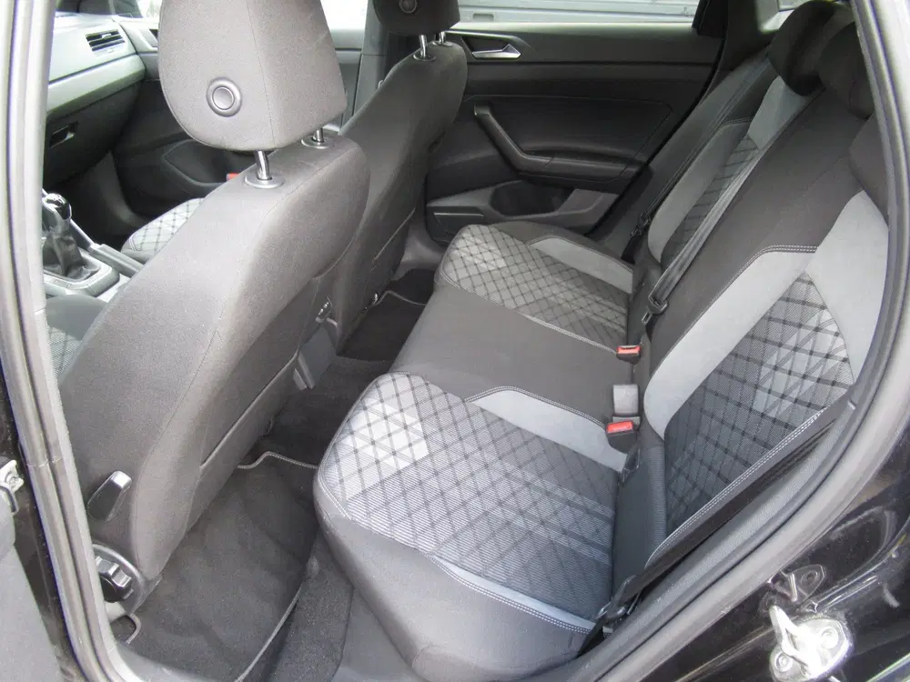 Volkswagen Polo 1.0 TSI R-Line Business uit 2022, foto 12
