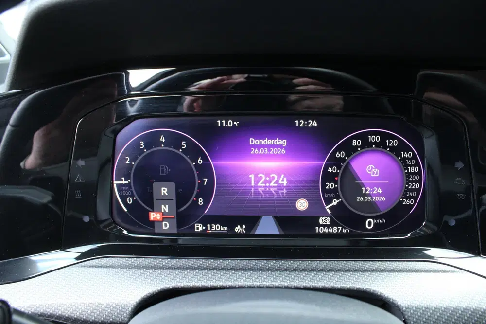 Volkswagen Golf 1.5 eTSI 150pk R-Line DSG7 Panoramadak IQ uit 2021, foto 12
