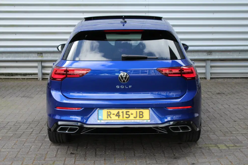 Volkswagen Golf 1.5 eTSI 150pk R-Line DSG7 Panoramadak IQ uit 2021, foto 6