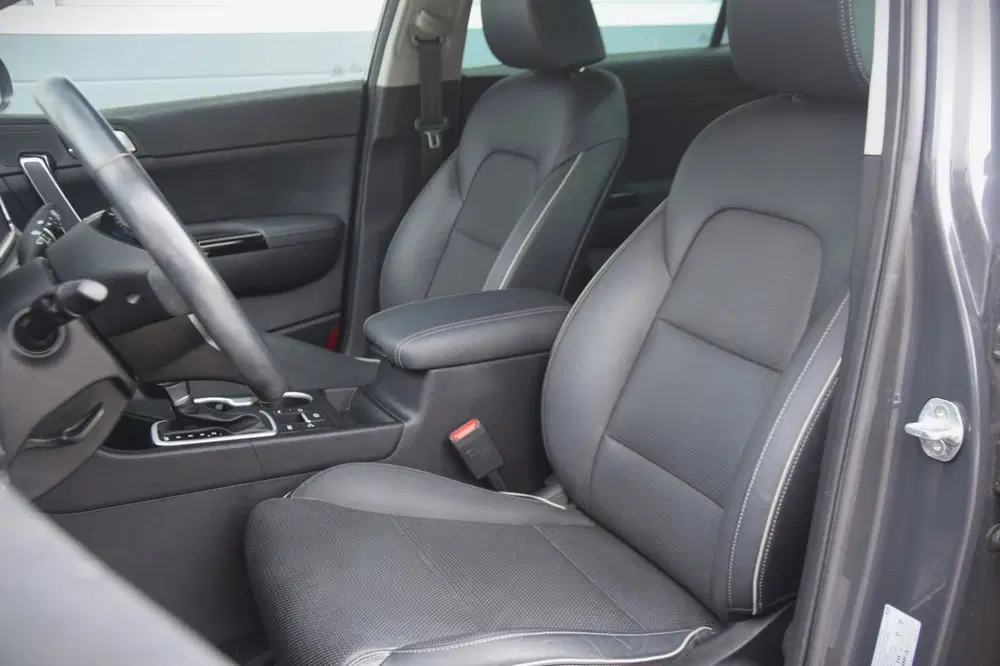 Kia Sportage 1.6 T-GDI Black Edition LEDEREN BEKLEDING uit 2021, foto 10
