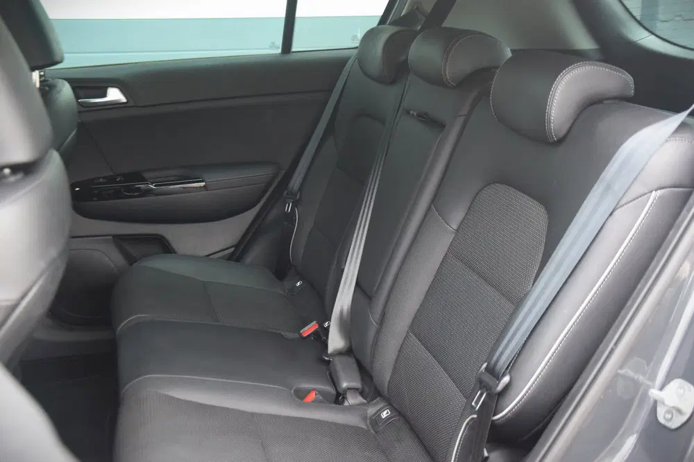Kia Sportage 1.6 T-GDI Black Edition LEDEREN BEKLEDING uit 2021, foto 11