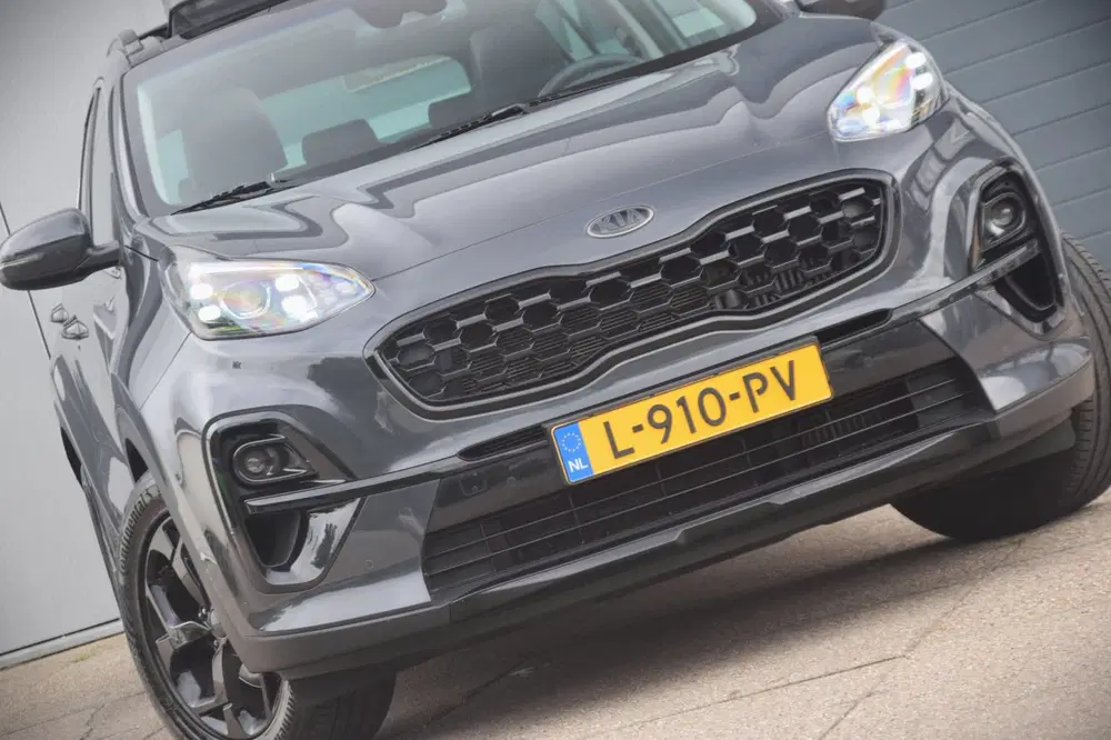 Kia Sportage 1.6 T-GDI Black Edition LEDEREN BEKLEDING uit 2021, foto 3