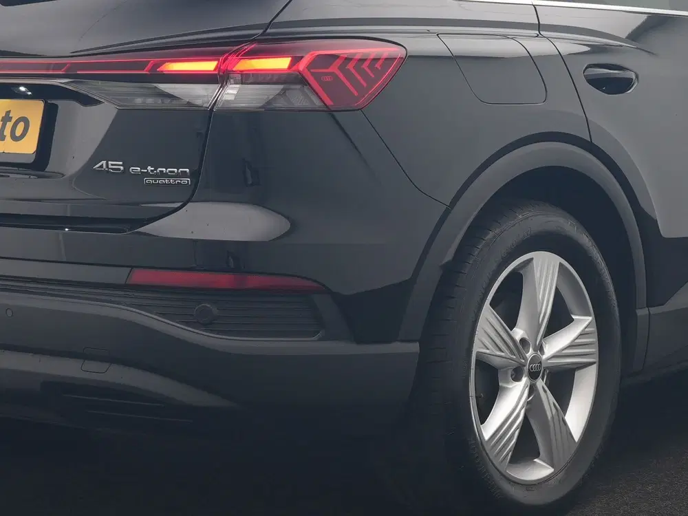 Audi Q4 e-tron 45 Quattro Edition 77 kWh 265pk Dealer O.H uit 2023, foto 9