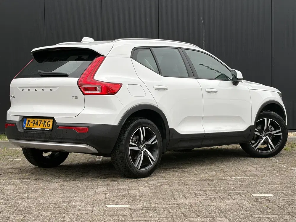Volvo XC40 1.5 T2 Business Pro Driver assist uit 2021, foto 3