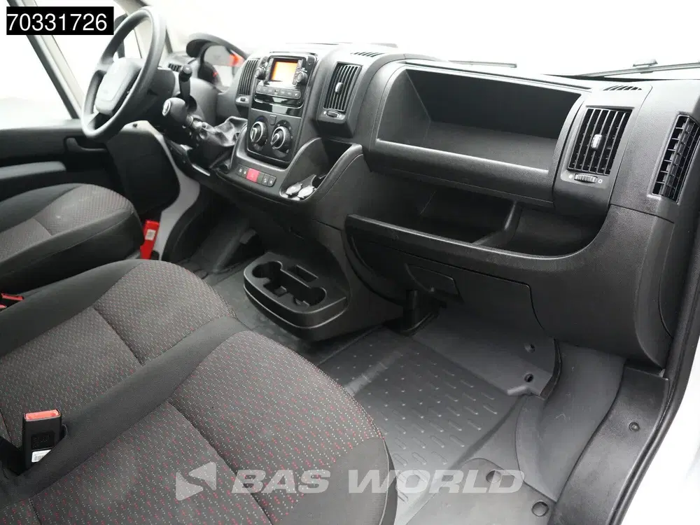 Peugeot Boxer 165PK Laadklep Bakwagen Airco Cruise Camer uit 2024, foto 11