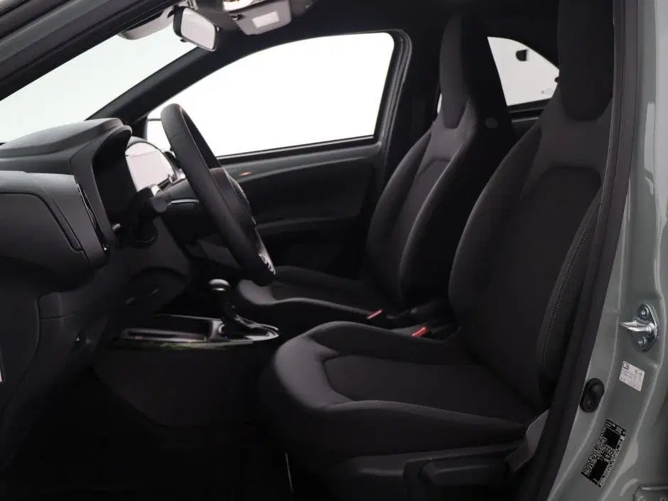 Toyota Aygo X Hybrid 115 envy (bj 2026 uit 2026, foto 5