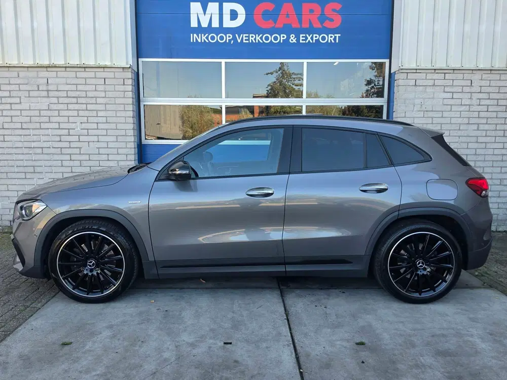Mercedes-Benz GLA 250 4MATIC AMG Line PANO uit 2020, foto 5