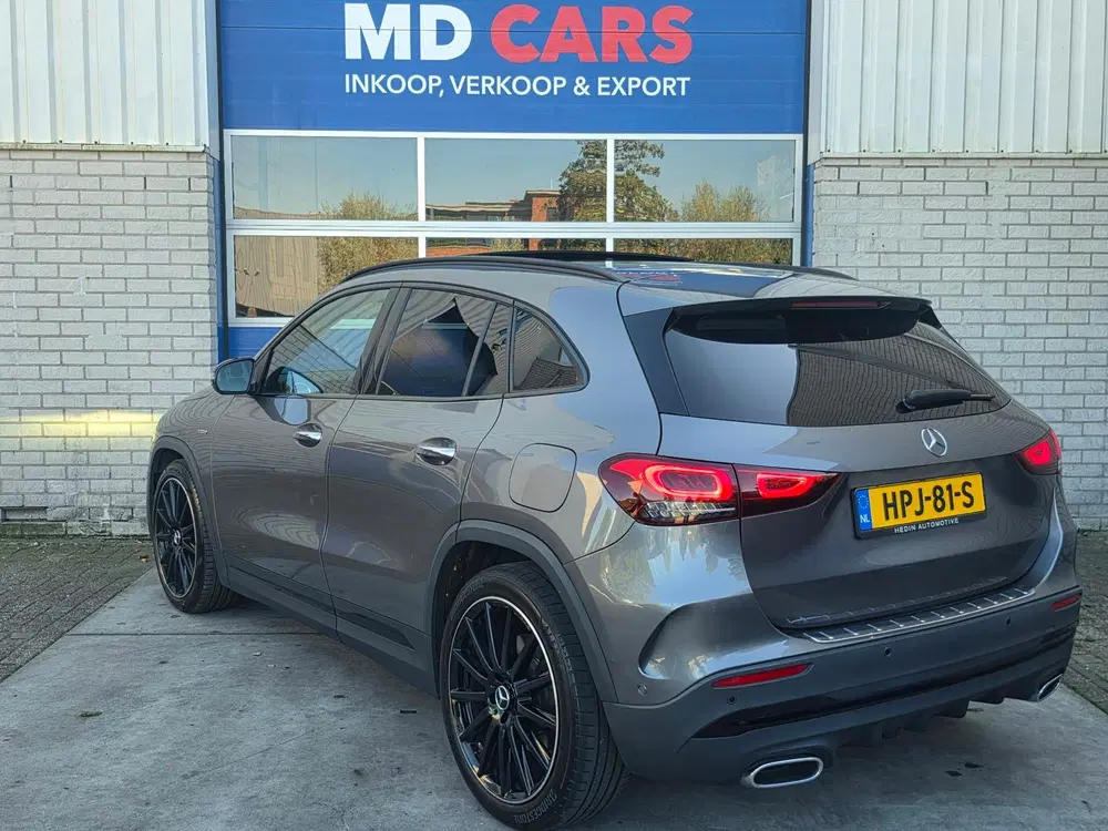 Mercedes-Benz GLA 250 4MATIC AMG Line PANO uit 2020, foto 8