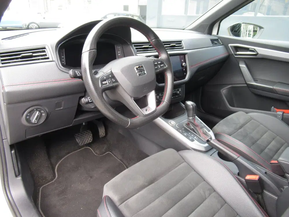 SEAT Arona 1.0 TSI FR Business Intense Plus uit 2021, foto 15