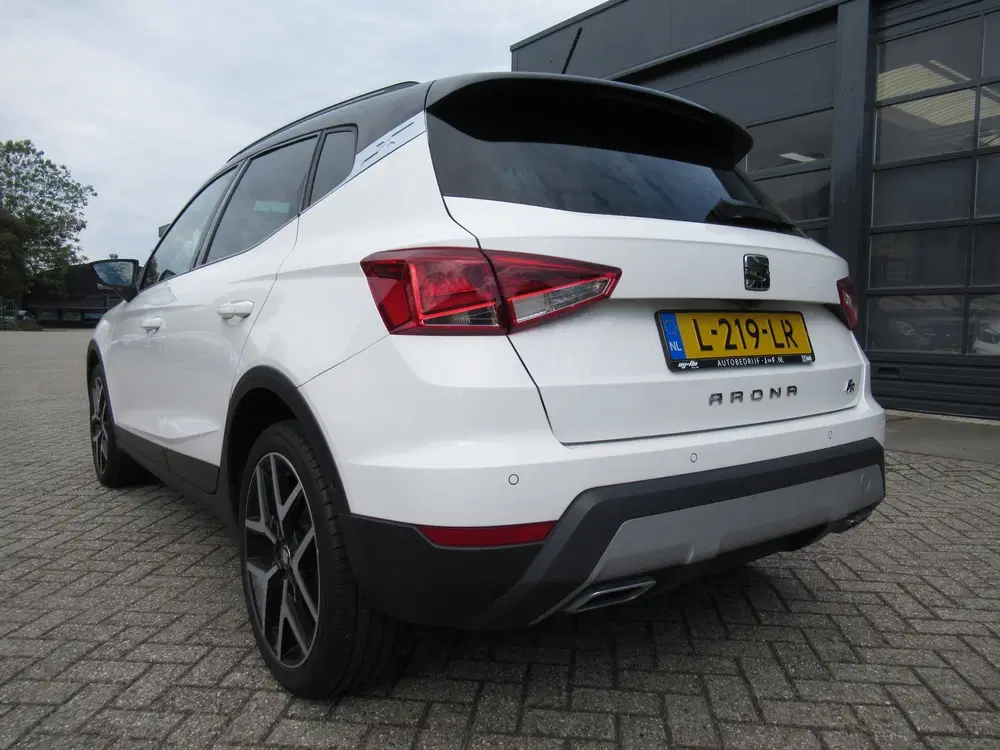 SEAT Arona 1.0 TSI FR Business Intense Plus uit 2021, foto 4