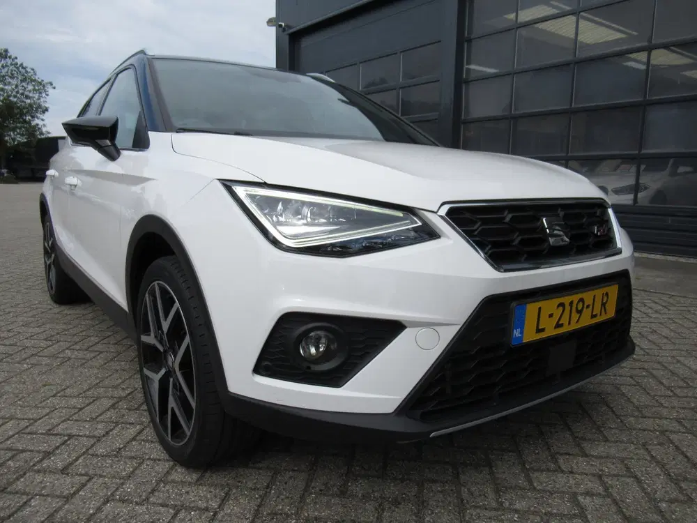 SEAT Arona 1.0 TSI FR Business Intense Plus uit 2021, foto 9