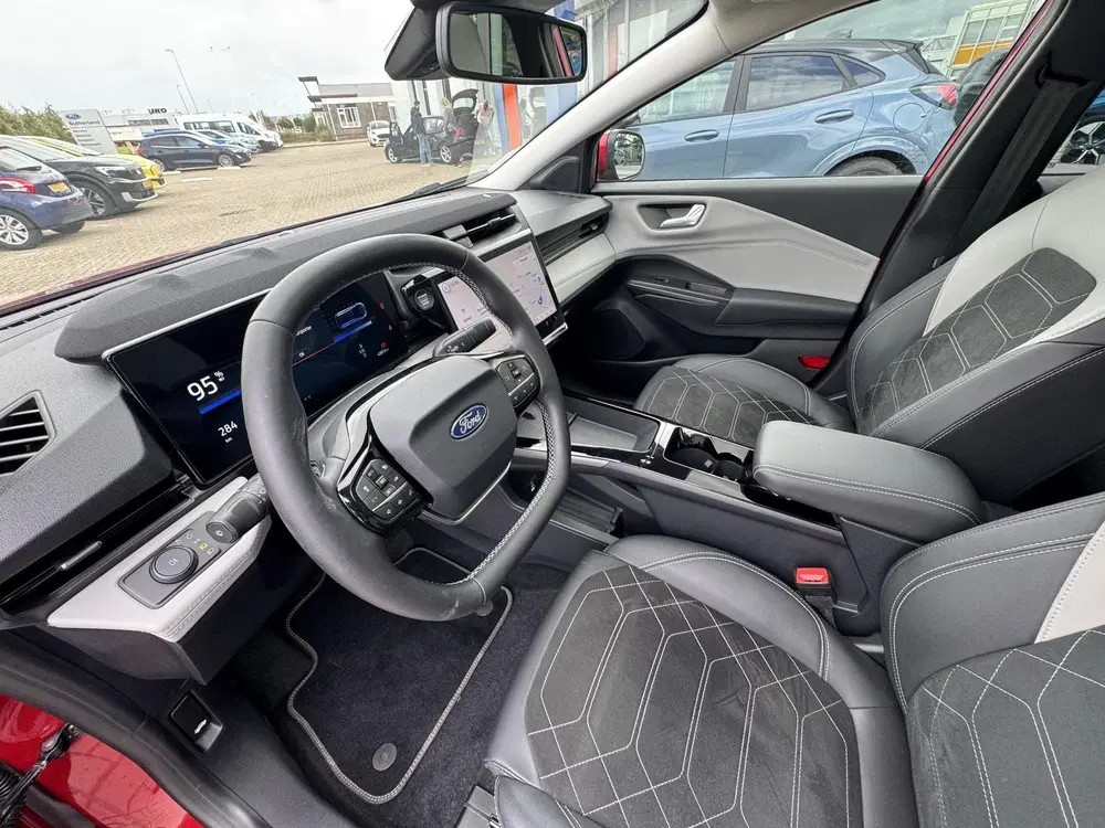 Ford Puma Gen-E Premium 44 kWh 169pk uit 2025, foto 8