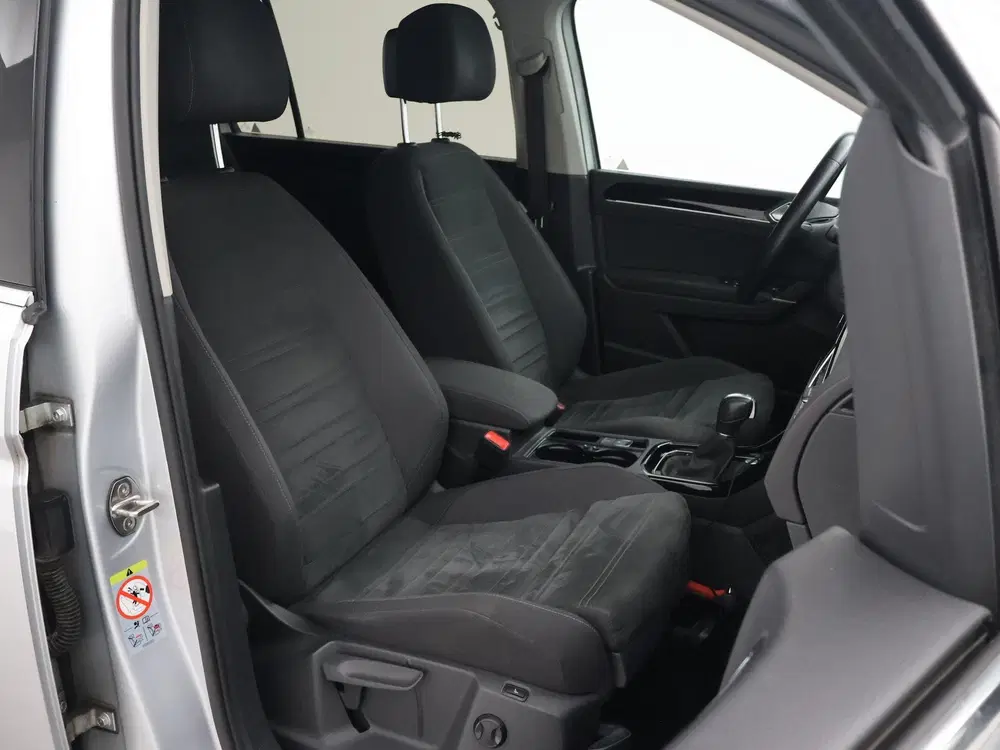 Volkswagen Touran 1.5 TSI 150 PK DSG AUT. 7-PERS HIGHLINE + uit 2020, foto 11