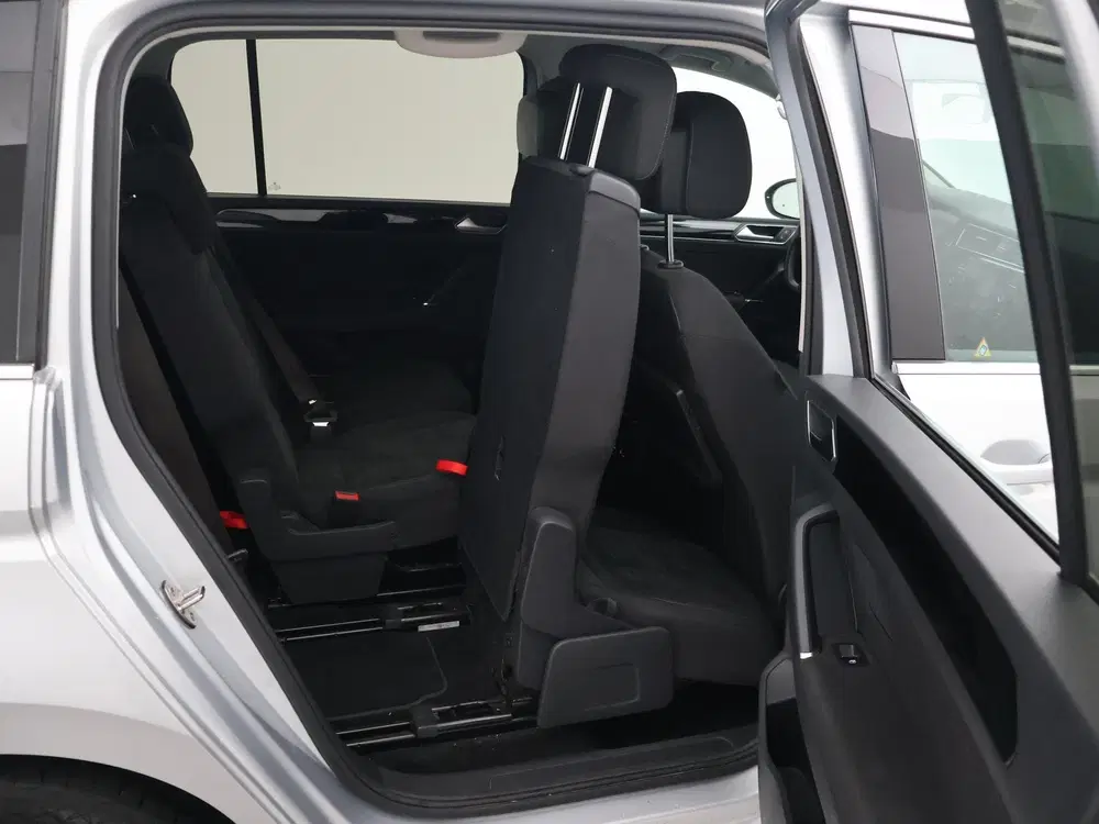 Volkswagen Touran 1.5 TSI 150 PK DSG AUT. 7-PERS HIGHLINE + uit 2020, foto 15