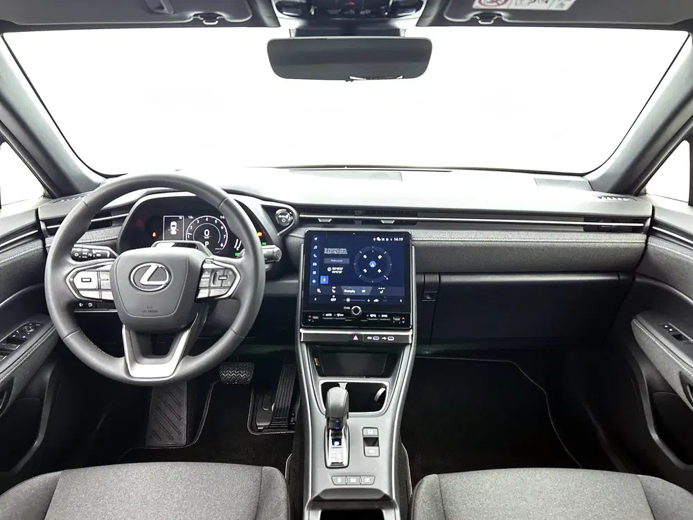Lexus LBX 2WD + Comfort & Safety Pack uit 2025, foto 4
