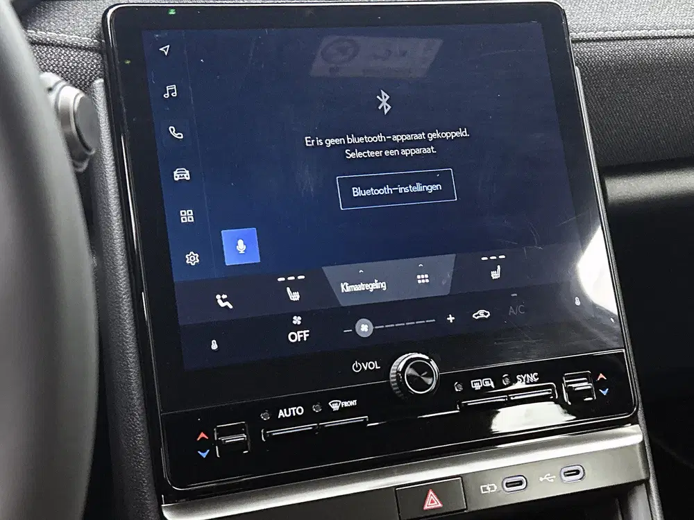 Lexus LBX 2WD + Comfort & Safety Pack uit 2025, foto 9