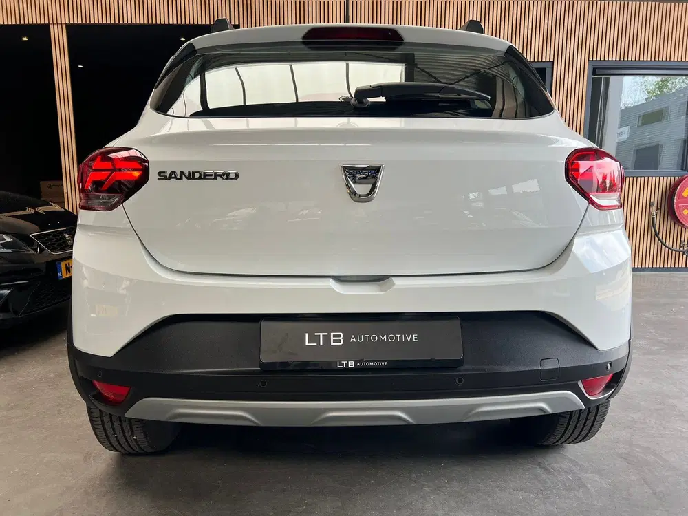 Dacia Sandero 1.0 TCe 90 Automaat uit 2022, foto 6