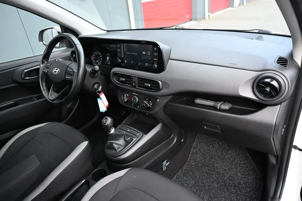 Hyundai i10 1.0 Comfort (bj 2023) uit 2023, foto 4