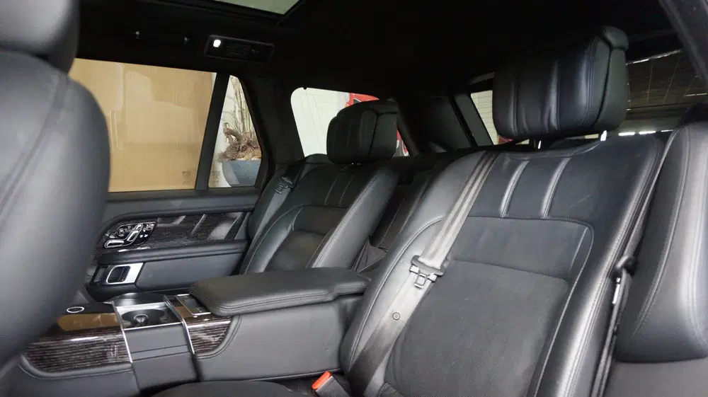 Land Rover Range Rover 2.0 P400e Autobiography uit 2020, foto 13