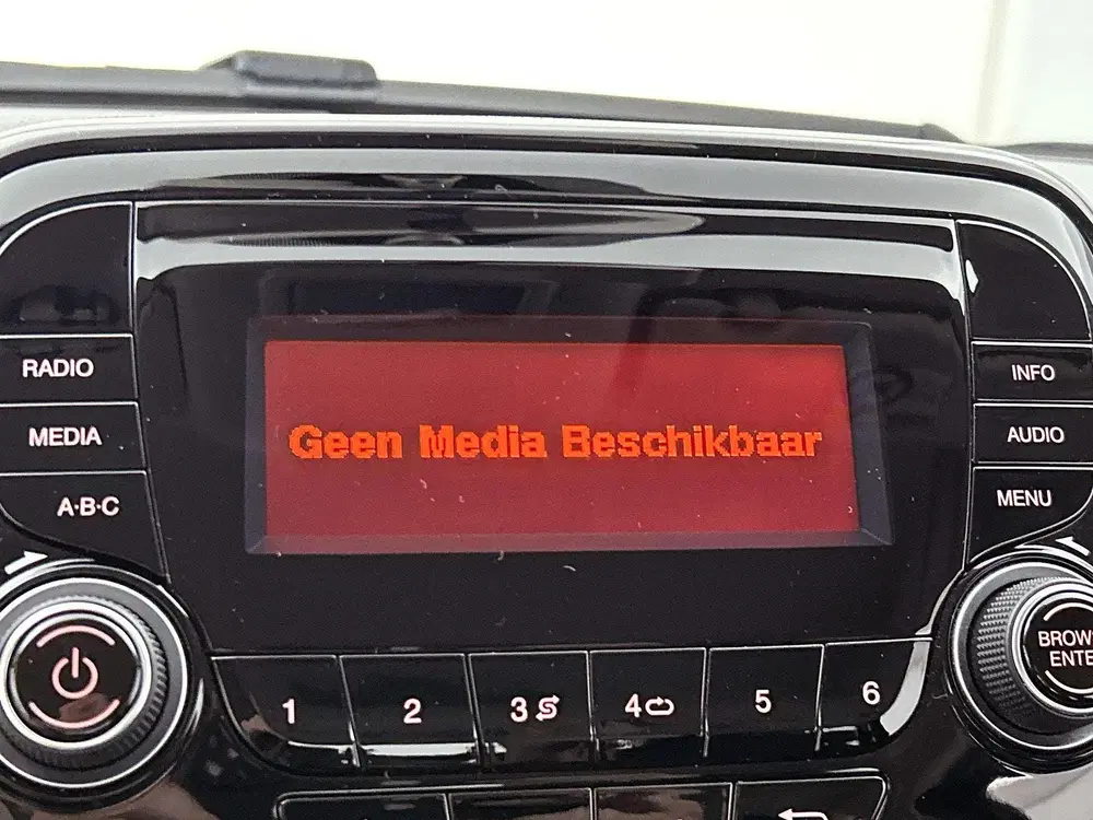 Fiat 500 1.0 Hybrid Cult uit 2021, foto 15