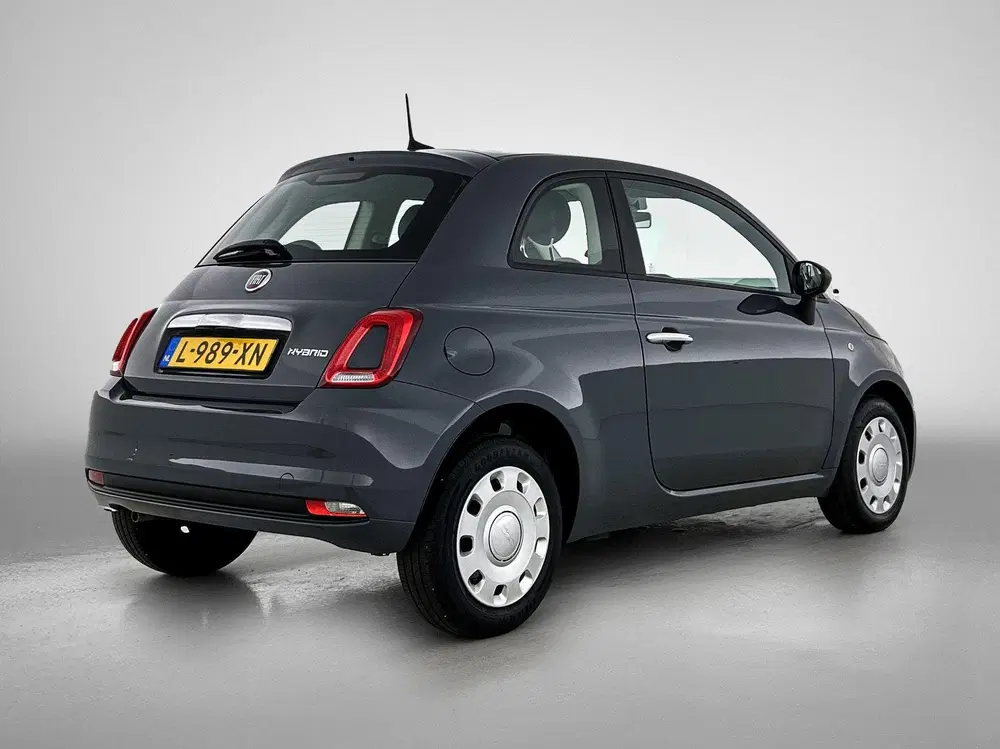 Fiat 500 1.0 Hybrid Cult uit 2021, foto 4