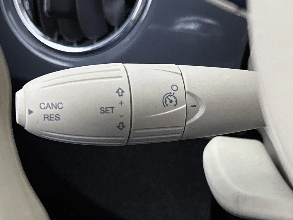 Fiat 500 1.0 Hybrid Cult uit 2021, foto 6