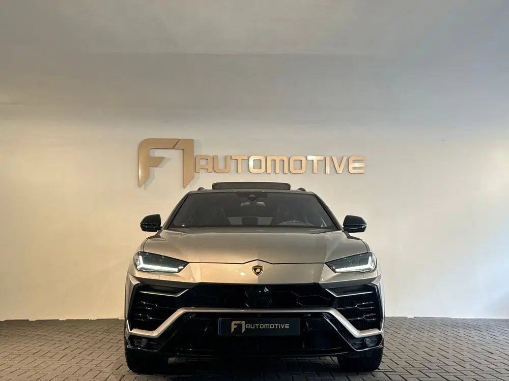 Lamborghini Urus 4.0 V8 Pano uit 2022, foto 2