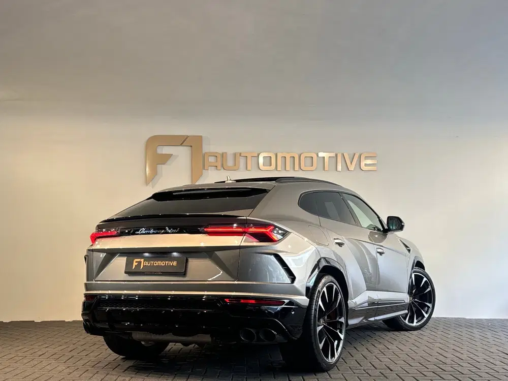 Lamborghini Urus 4.0 V8 Pano uit 2022, foto 4