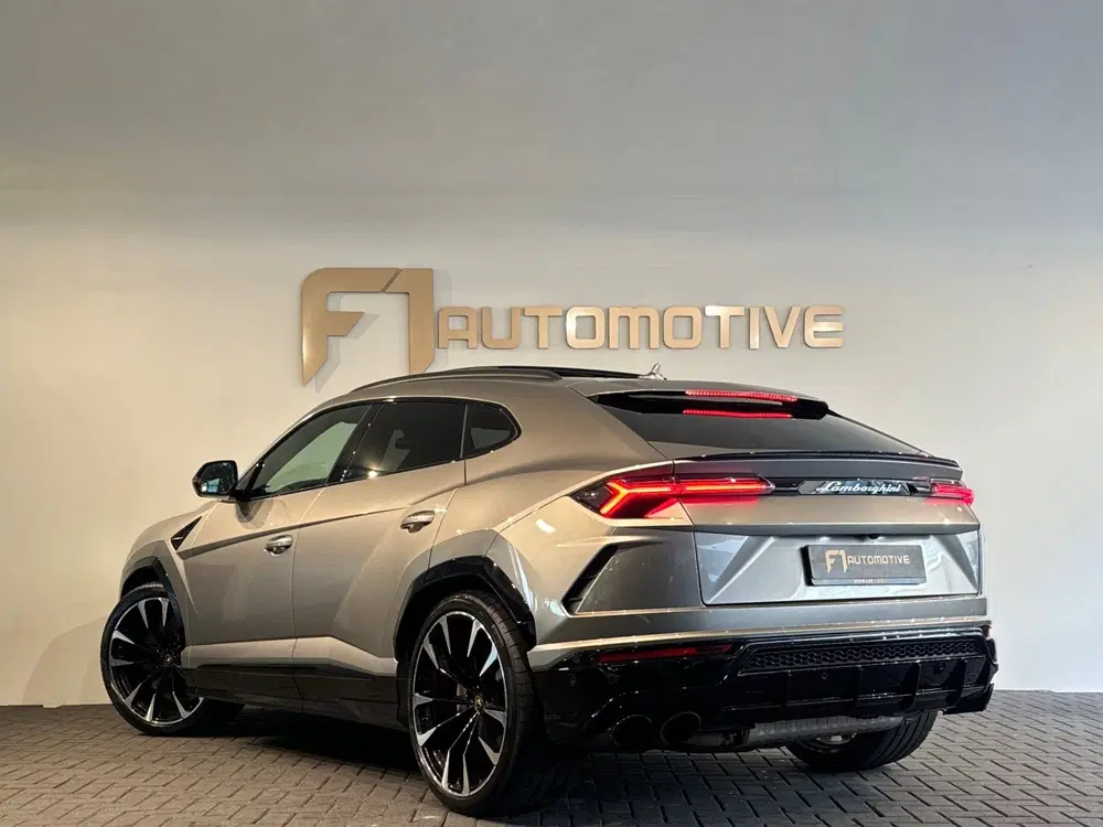 Lamborghini Urus 4.0 V8 Pano uit 2022, foto 5