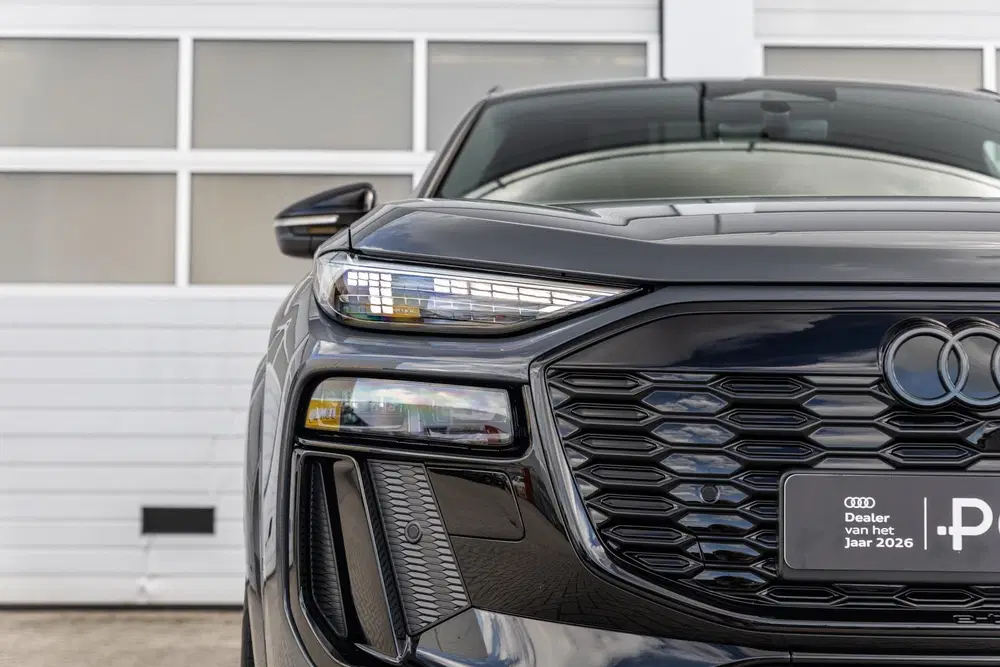 Audi Q6 e-tron 252pk S Edition 83 kWh uit 2026, foto 12